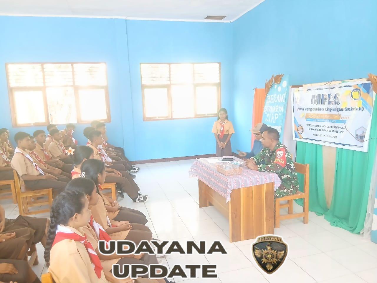 Wujudkan Generasi Berkarakter, Babinsa Beri Pembekalan Wasbang kepada Siswa