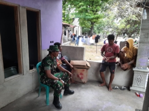 Babinsa Sertu Virgilio dos Santos Gelar Komsos dan Monitoring di Desa Ndao Nuse