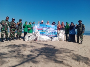 .Kodim 1614/Dompu Gelar Karya Bakti Pasca Festival Lakey, Pasi Intel dan Ny. Annisa Janu Hendarto Jadi Penggerak Utama