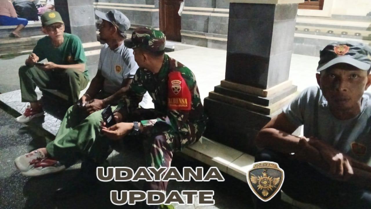 Patroli Malam Sinergis: Babinsa Selisihan Amankan Wilayah Saat Warga Terlelap