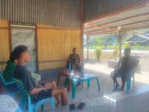 Sertu Wilfridus Molo Duduk Bersama Warga, Dengar Aspirasi dan Cari Solusi