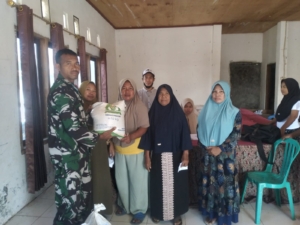 Serda Adhamuddin Dampingi Distribusi Bantuan Beras untuk 262 KK di Desa Kananga