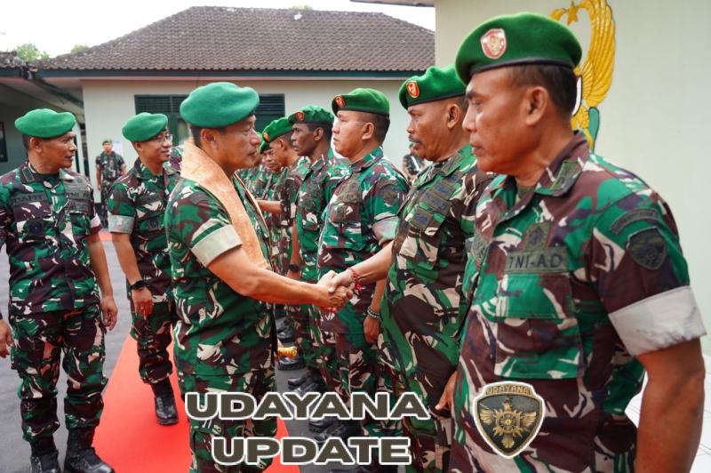 Kunjungi Jajaran Kodim, Pangdam Tegaskan Peran Babinsa dan Kearifan Lokal