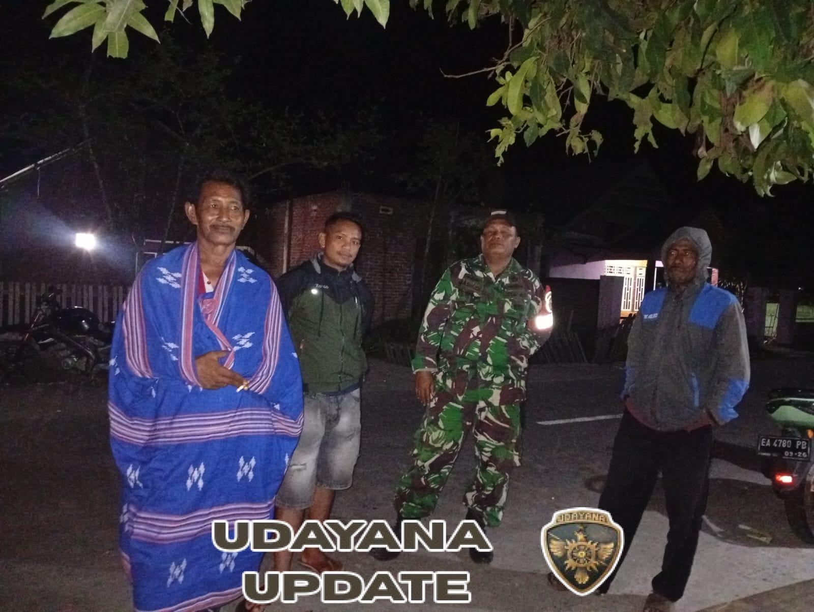 Tingkatkan Keamanan, Babinsa Kilo Patroli Malam Bersama Warga