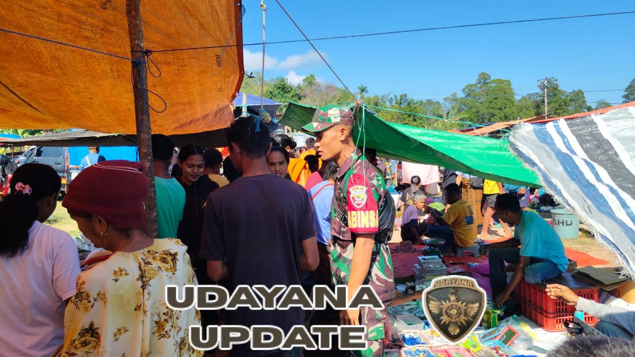 TNI Hadir di Tengah Masyarakat, Babinsa Ende Aktif Pantau Keamanan Wilayah Pasar