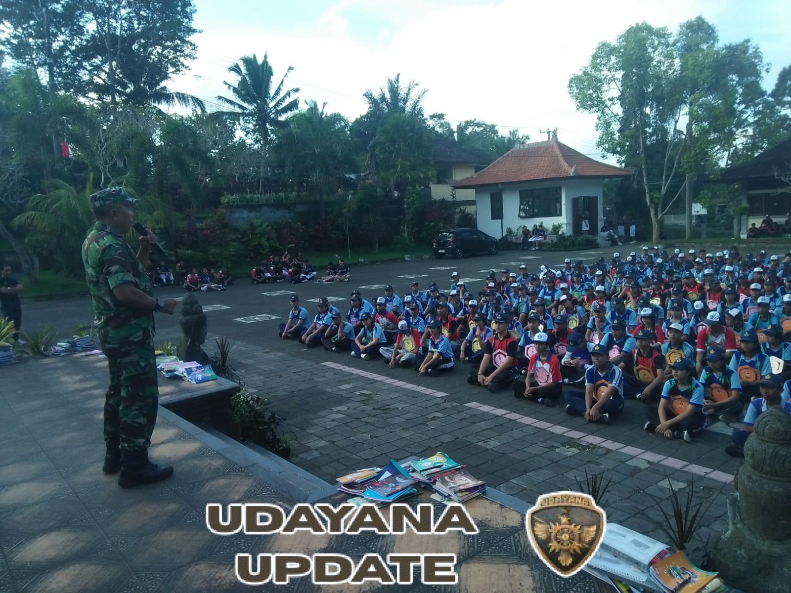 Peserta MPLS SMAN 1 Bebandem terima Wasbang dari Danramil.