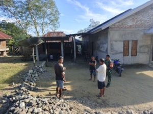 Ciptakan Rasa Aman, Babinsa Ende Sambangi Warga Desa Watunggere Marilonga