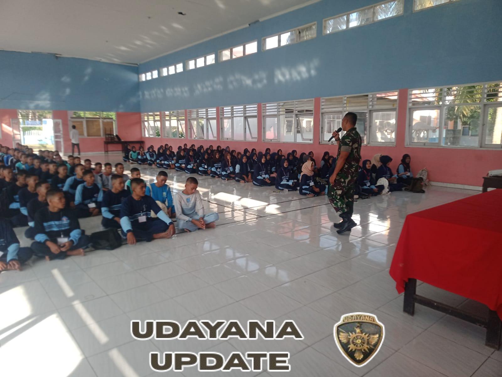 Danramil 1615-04/Keruak Tanamkan Wawasan Kebangsaan kepada Siswa SMKN 1 Kelautan