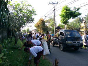 Sinergi TNI, Polri, dan Masyarakat Wujudkan Kelestarian Lingkungan di Payangan