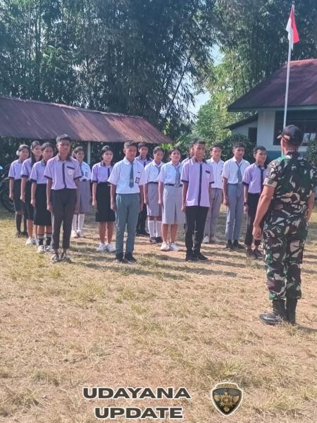 Latih Disiplin Sejak Dini, Babinsa Sertu Petrus Lalo Bina PBB Jelang 17 Agustus