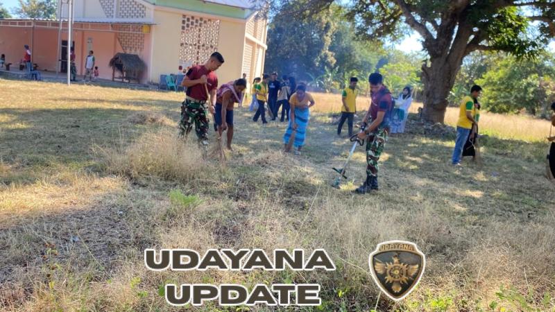 TNI, Mahasiswa, dan Masyarakat Bersatu Bersihkan Gereja St. Theodurus Jelang Perayaan Paroki