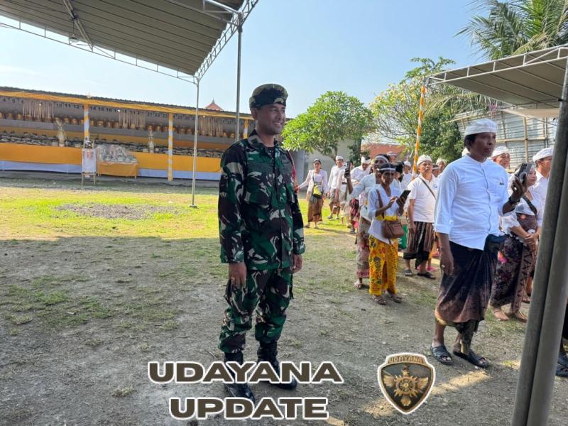 Babinsa Saba Kawal Prosesi Adat Mepepada Agar Berjalan Tertib dan Lancar