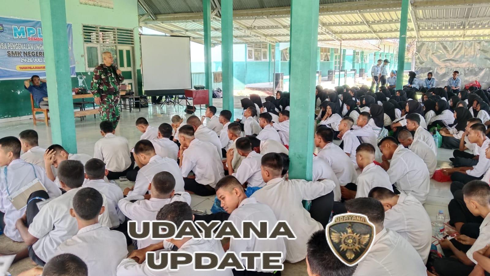 Danramil 1607-04/Alas Tanamkan Nilai Kebangsaan dan Karakter di SMKN 1 Alas