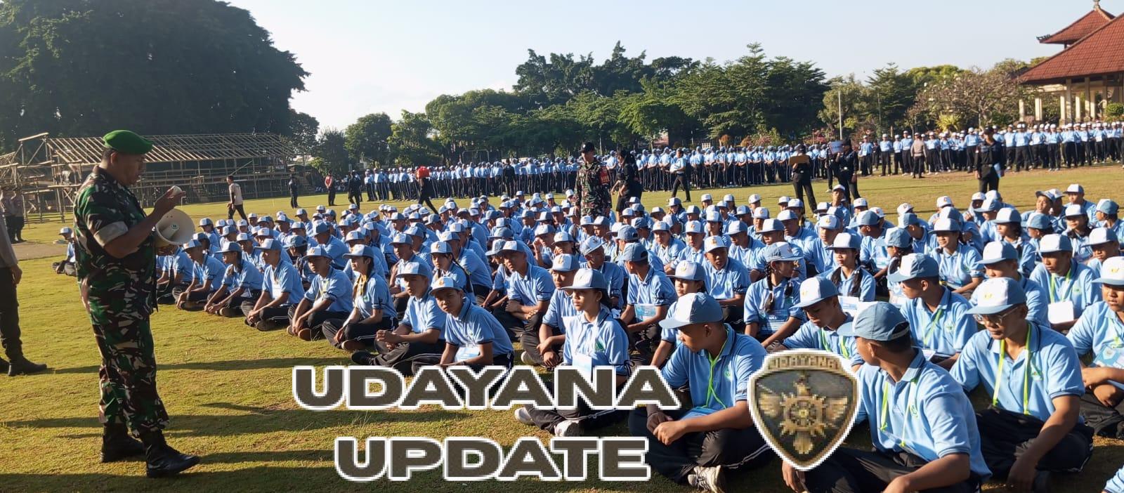 Koramil Klungkung Beri Pelatihan PBB Kepada Ratusan Murid Baru SMK Pariwisata Yapparindo