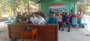 TNI dan Bulog Salurkan Bantuan Pangan Lewat Vicon di Kodim 1614/Dompu