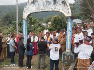 Babinsa Koramil 1612-07/Satar Mese Hadir di Garda Depan Pengamanan Kunjungan Pejabat Negara ke Wae Rebo