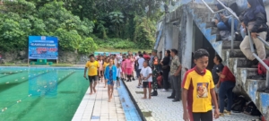 TNI Bersama Rakyat, Kodim 1602/Ende Kawal Suksesnya Event Renang Pelajar Se-Kabupaten