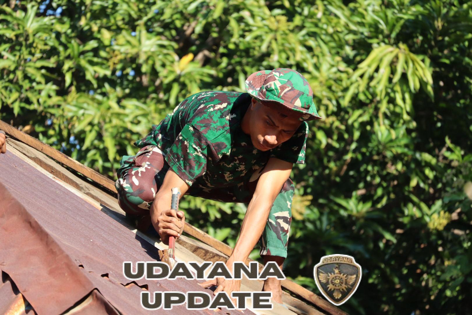 Hari Kedua TMMD ke-125, Satgas Bantu Bongkar Rumah Warga di Desa Kiraman