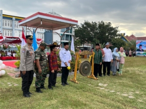 Kasdim 1614/Dompu Hadiri Peringatan Hari Koperasi Nasional dan Pelantikan Koperasi Merah Putih