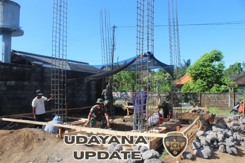 Dekat dengan Warga, Babinsa Serda Suparman Jadi Penggerak Gotong Royong TMMD