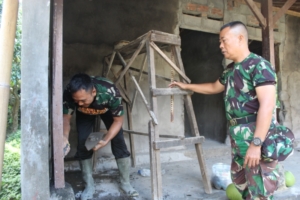 Tingkatkan Kesehatan Lingkungan, Dansatgas TMMD 125 Fokus Rehab MCK di Area Suci Desa Batuan