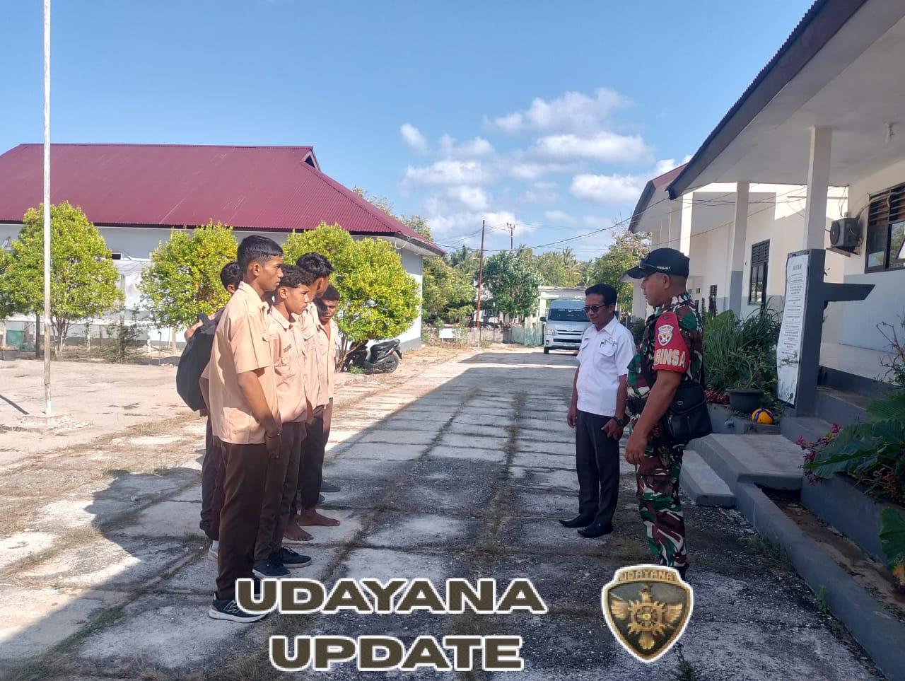 Komsos Dengan Siswa Babinsa Sampaikan Untuk Giat Belajar