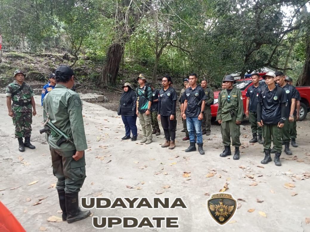 Babinsa Desa Ndano dari Posramil Madapangga Pimpin Patroli Pencegahan Kebakaran Hutan TWA Madapangga