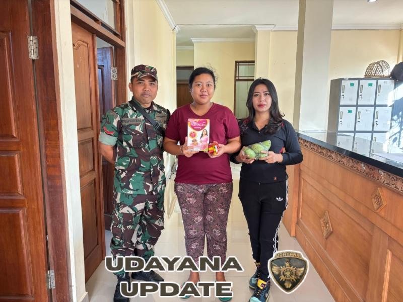 Babinsa Tohpati Dampingi PMT Kepada Bumil Dan Anak Stunting