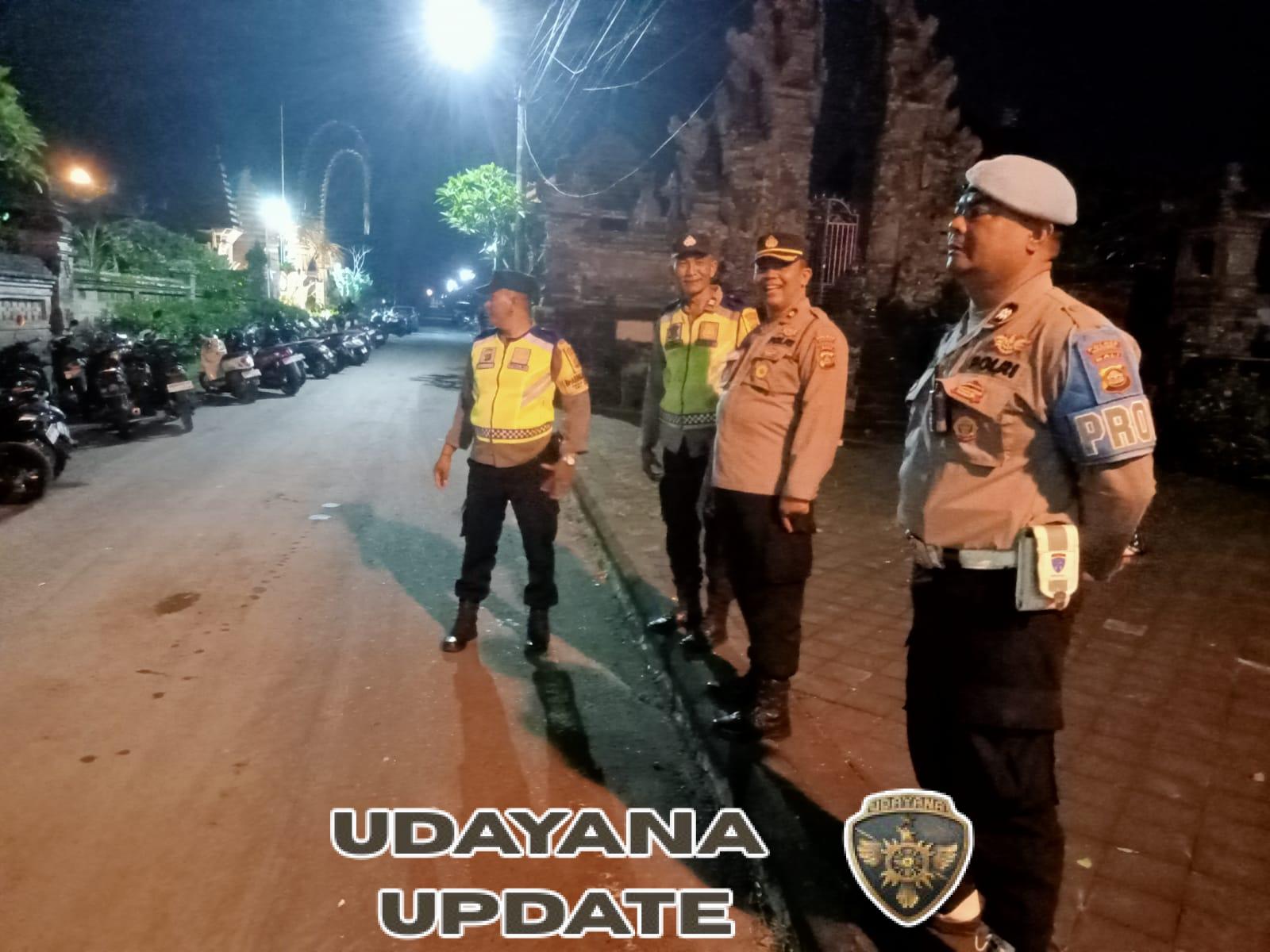 Kapolsek Mengwi Pimpim Pengamanan Perayaan HUT Sekaa Teruna Banjar Tengah Gulingan Ke-56 Tahun 2025