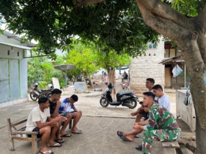 Babinsa Perkuat Nilai Kerukunan di Tengah Masyarakat Kalikur