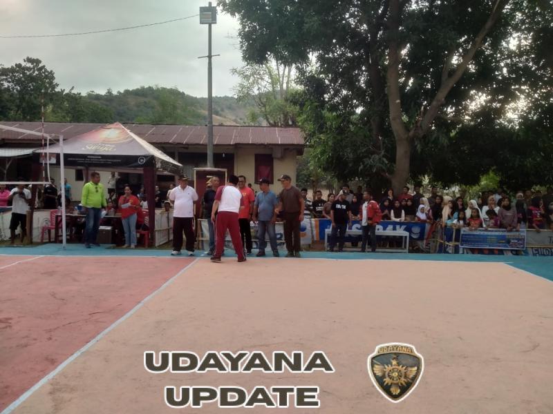 Babinsa Koramil 1625-01/Bajawa Hadiri Pembukaan Turnamen Voli Tarkam Presisi III Polsek Riung