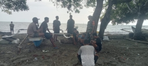 Sertu Albino Leki Imbau Nelayan Jaga Kebersihan dan Keselamatan Saat Melaut