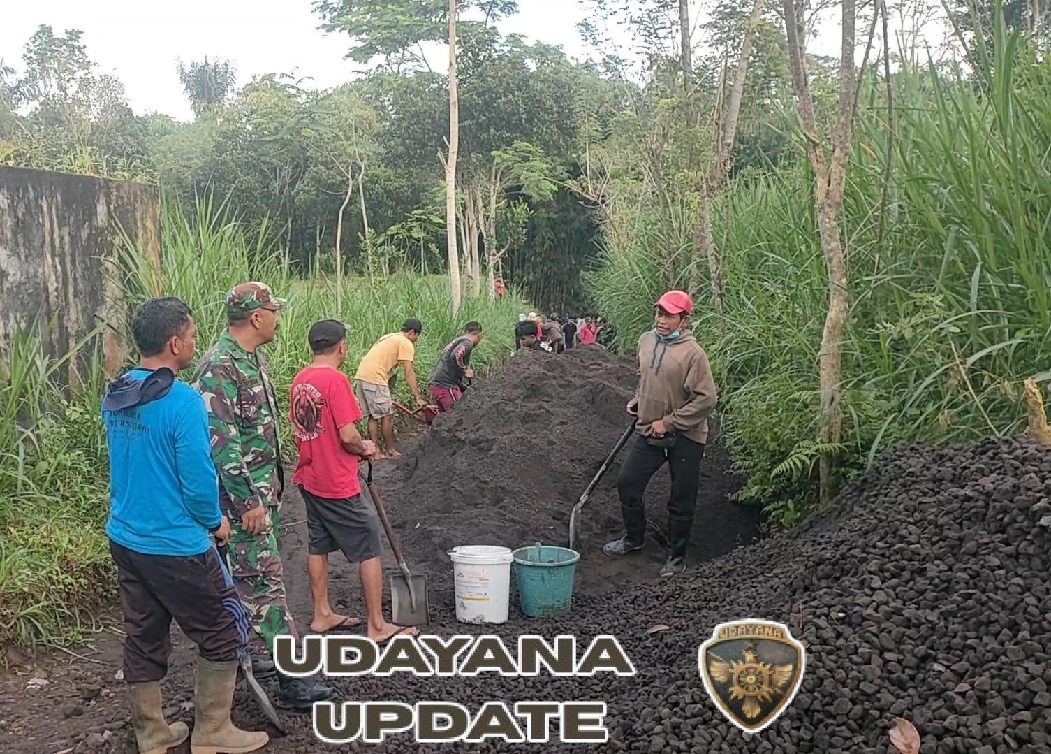 Pantau Pembangunan Infrastruktur, Babinsa dan Bhabinkamtibmas Tinjau Jalan Rabat Beton