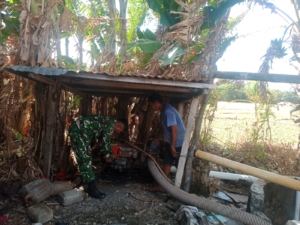 Babinsa Koramil 03/Batutua Laksanakan Pendampingan Penggunaan Mesin Pompa Air Bantuan Dari Kementerian Pertanian RI