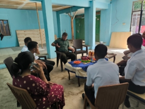 Koramil 1612-03/Reok Dampingi SPPI Tinjau Dapur Sehat Yayasan Insan Karya Putra