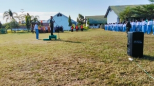 Danramil Manggelewa Jadi Irup di SMKN 1, Tekankan Bahaya Narkoba dan Pentingnya Peran Orang Tua