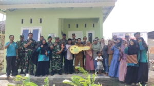 Kolaborasi TNI dan Lazdasi NTB Bantu Warga Kurang Mampu