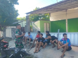 Babinsa Koramil 1614-03 Hu’u Imbau Remaja Jauhi Miras dan Narkoba