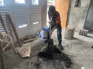 Babinsa Ende Bantu Peningkatan Kesejahteraan Masyarakat Lewat Karya Bakti