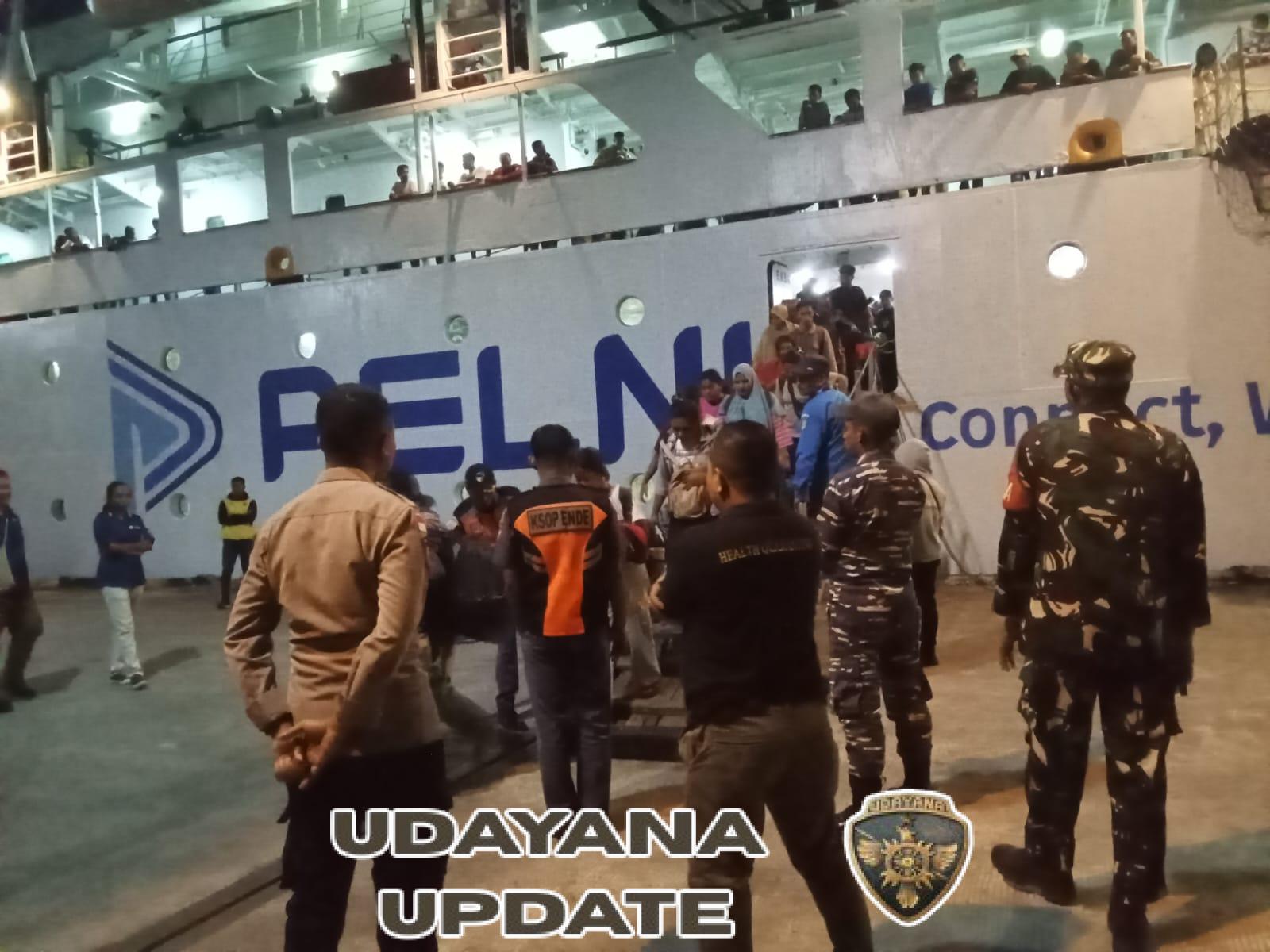 Sinergi TNI dan Instansi Terkait, Babinsa Kodim 1602/Ende Pastikan Keamanan di Pelabuhan Ende