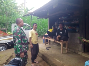 Koptu Made Sukadana Menjalin Komunikasi Yang Harmonis Dengan Warga Binaannya