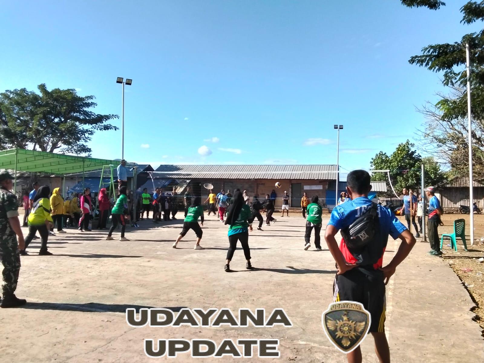 Pertandingan Voli Persahabatan di Lapangan Darmaga Bajo Jelang 17 Agustus