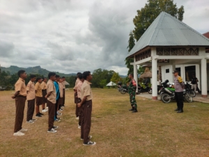 Sinergi TNI dan Pemerintah Kecamatan, Perekrutan Calon Paskibra Berjalan Lancar di Bikomi Tengah