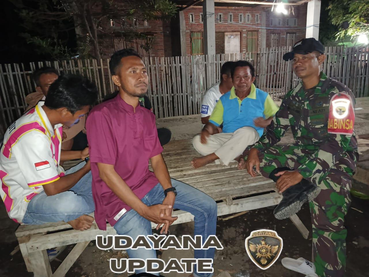 Sertu Mastudinur Gelar Ronda Malam Bersama Warga Patula Timur