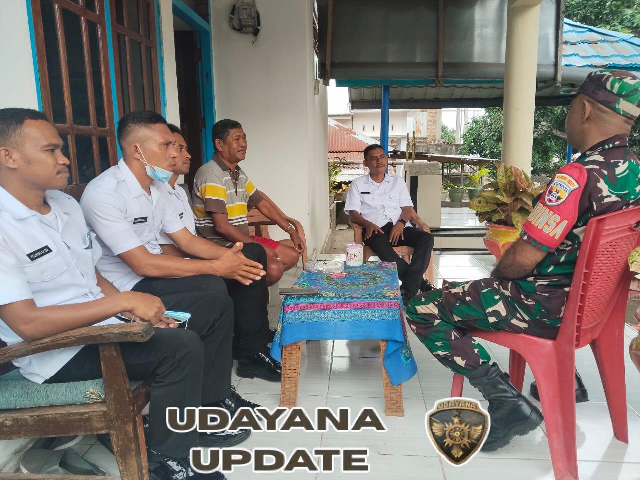 Sinergi TNI dan Masyarakat, Serka Abdullah M Ambry Aktif Lakukan Pamwil di Ende