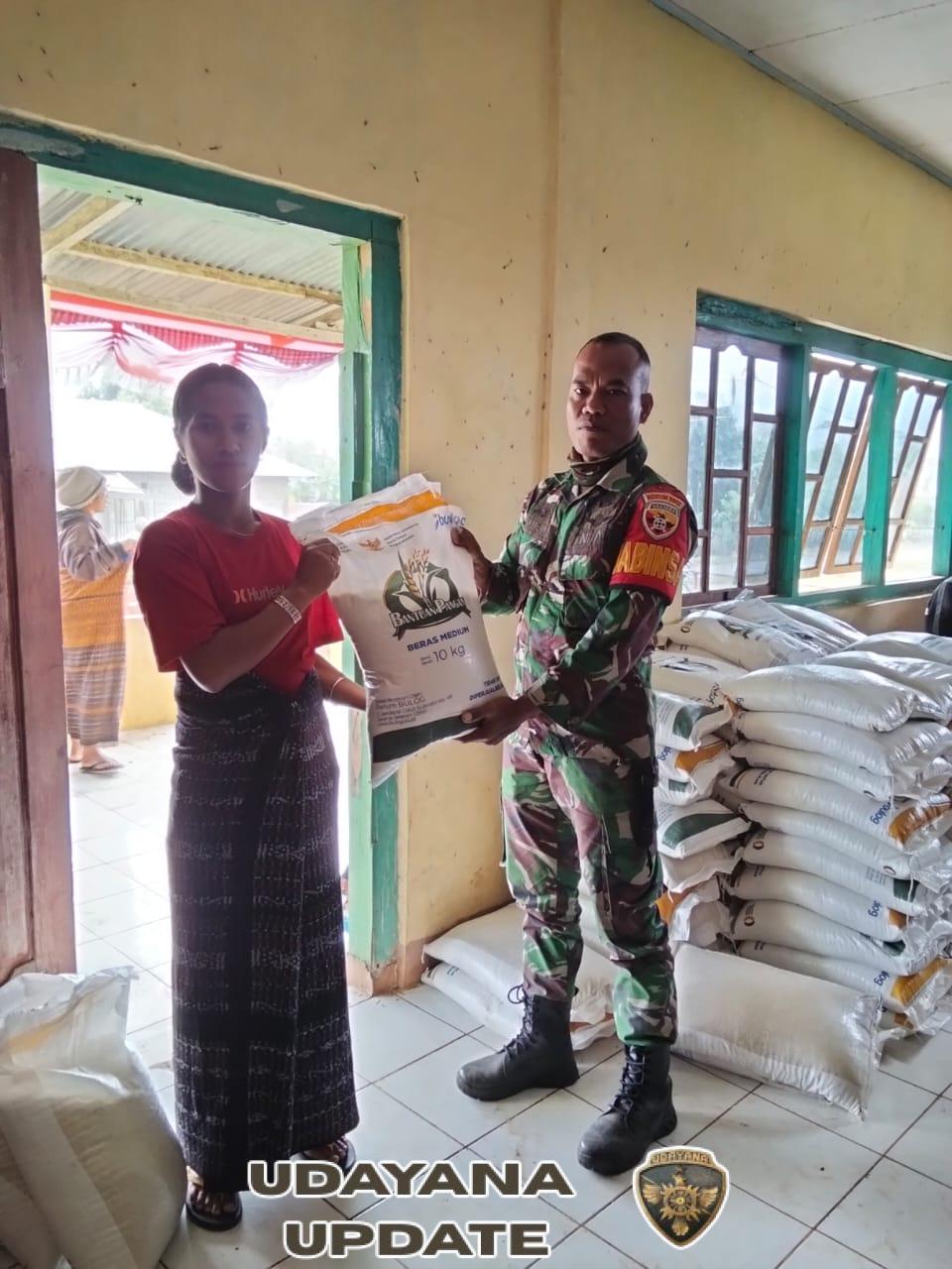 Serda Alamsyah Awasi Penyaluran Bantuan Sosial Beras di Desa Wologai Timur