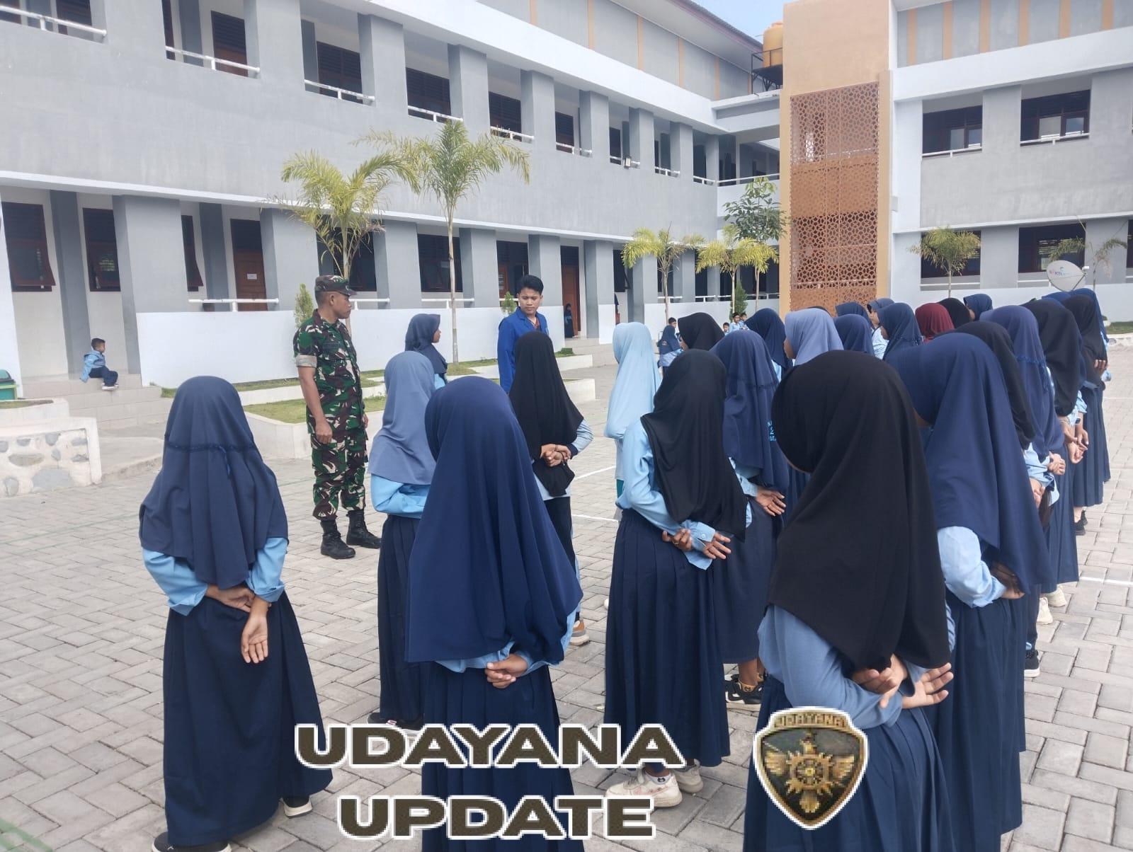 SDN 2 Dompu Dapat Pelatihan PBB dan Wasbang dari TNI dan Mahasiswa