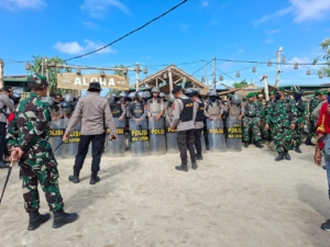 Dandim 1620/Loteng Pimpin Pengamanan Land Clearing di Desa Sengkol untuk Mendukung Tugas Kepolisian