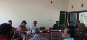 Sinergi Babinsa dan Bhabinkamtibmas Dukung Kegiatan Budaya Warga