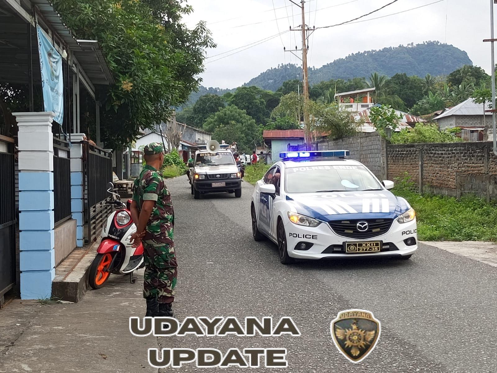 Dukung Event Piala Bupati Cup, Babinsa 01/Ende Jaga Keamanan Pawai Olahraga